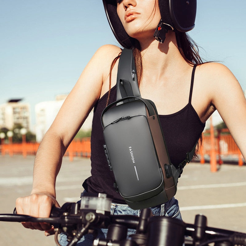 Nova™ - Waterdichte Crossbody Tas Met USB-aansluiting