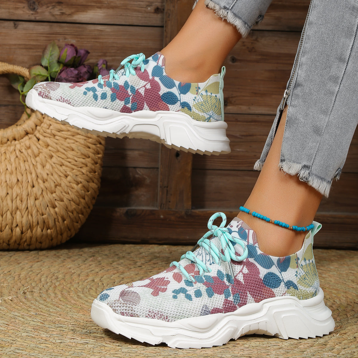 Ademende orthopedische sneakers met vetersluiting en bloemenprint