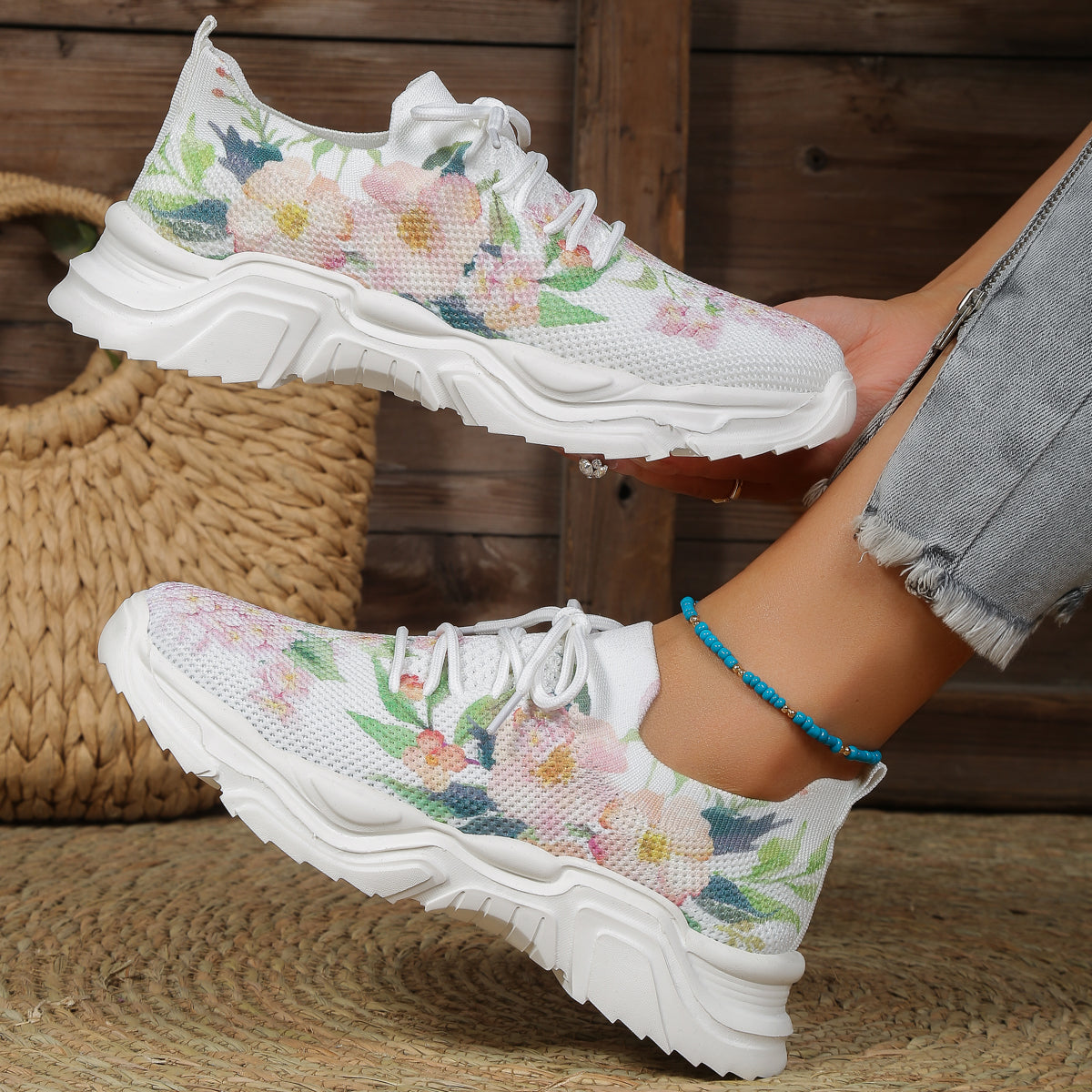 Ademende orthopedische sneakers met vetersluiting en bloemenprint